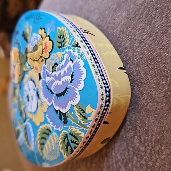 3/$30 BRIGHTON Floral Heart Jewelry Tin Box - Picture 3 of 9